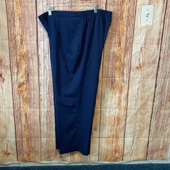 Women’s Alfred Dunner Size 18 Women Navy Blue‎ Trousers - Picture 6 of 6